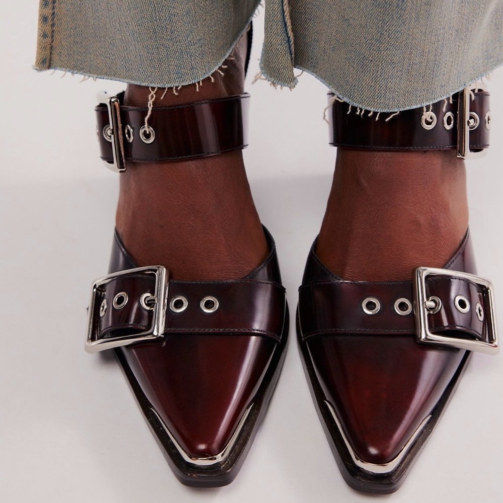 Jeffrey Campbell Hendrix Heel- Color: Merlot- 8